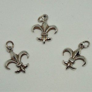 Fleur De Lis Pendant